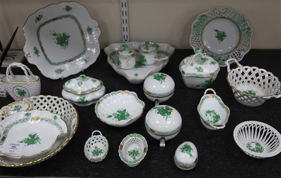 Twenty six pieces of Herend Chinese Bouquet Green pattern table and ornamental wares, 25cm, printed marks